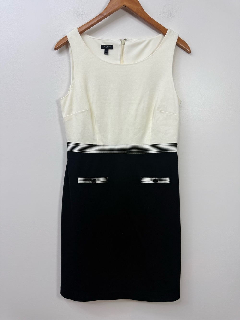 Talbots Sleeveless Black & White Sheath Dress size 6p
